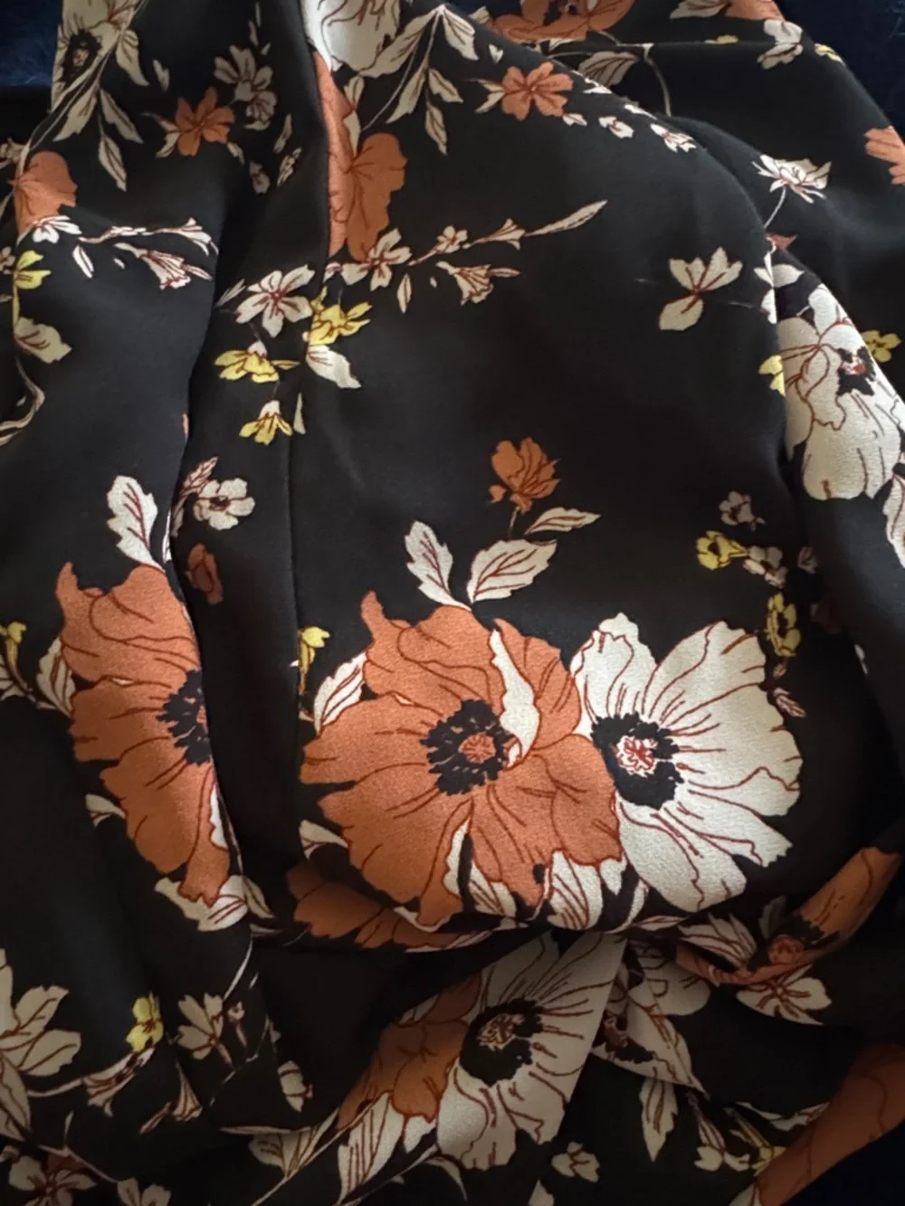 Forever 21 Black and Peach Floral Maxi Skirt with Leg Slit, Women’s Medium - Picture 6 of 8